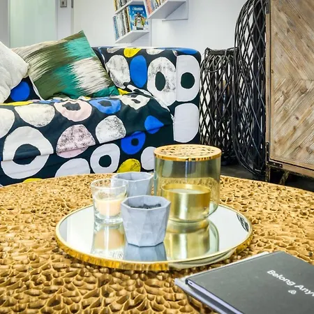 Ocean's 8 Villa